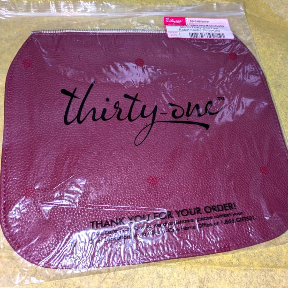 Thirty-One Deep Merlot Pebble interchangeable flap for Studio Thirty-One…